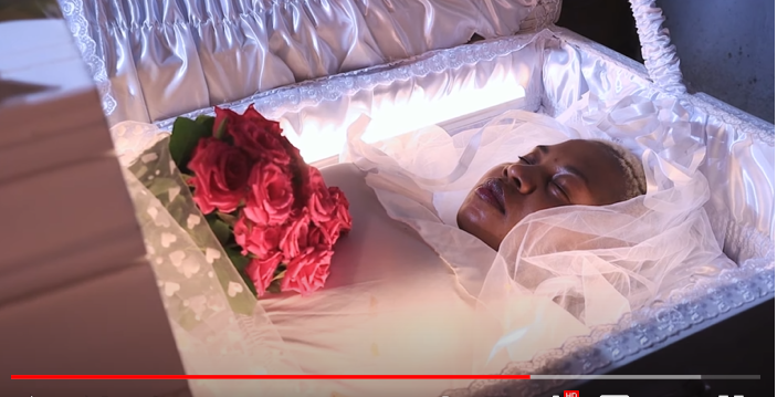 Shock as Kalenjin musician Smart lady gets into a coffin in new song (VIDEO)