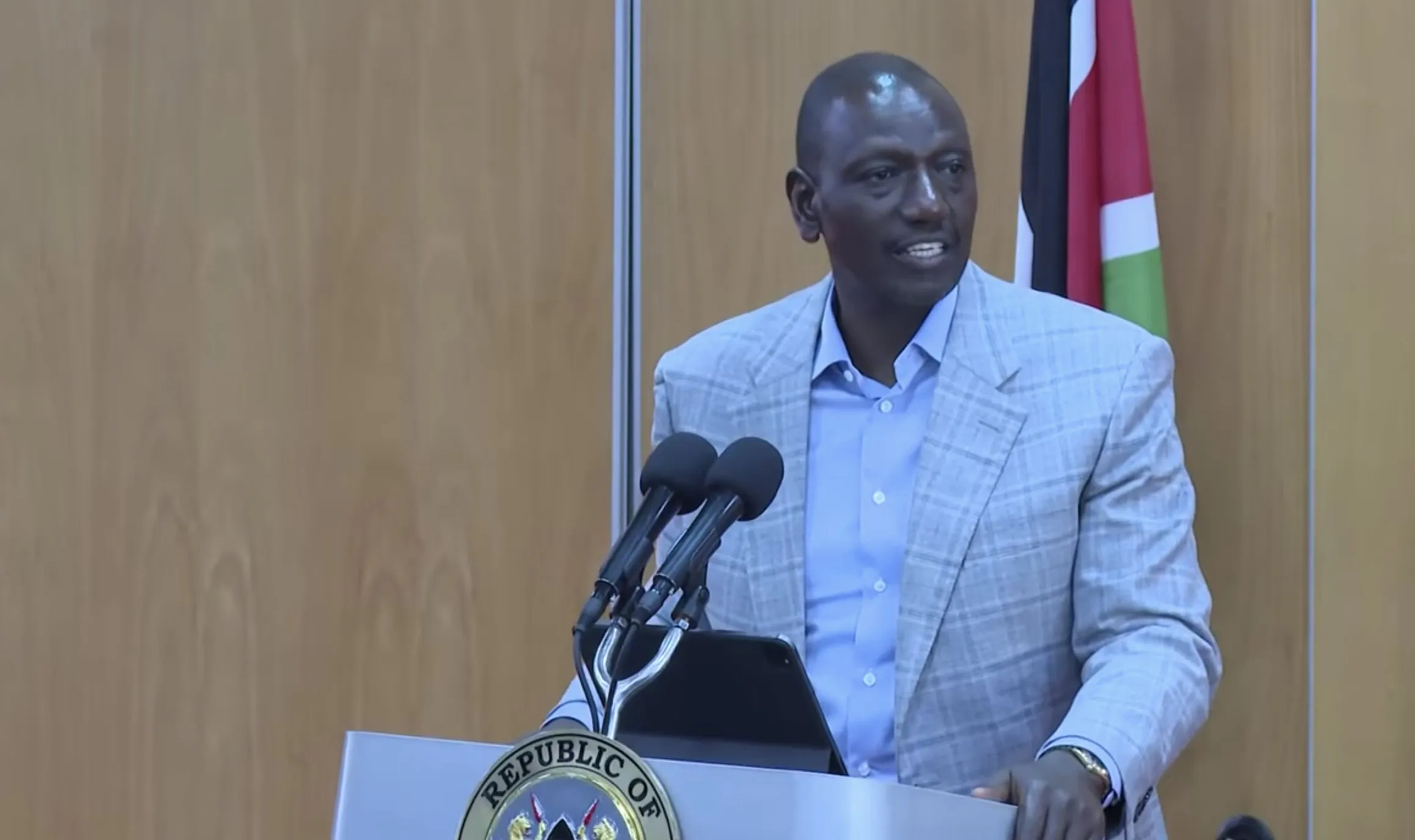 Ruto puts KRA staff on the spot for aiding tax evasion