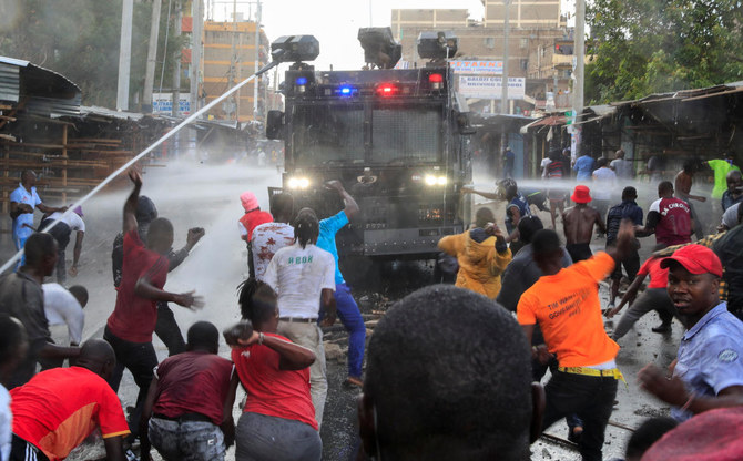 High Court stops police from using live bullets, tear gas against peaceful protesters