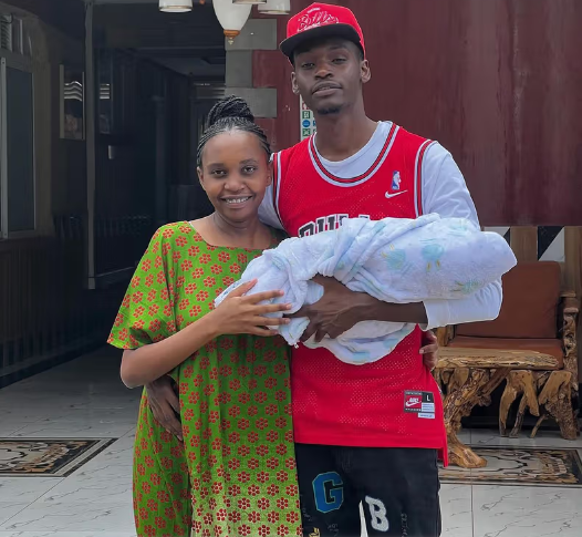 Tiktok Couple Whitney and Warren welcome first child together
