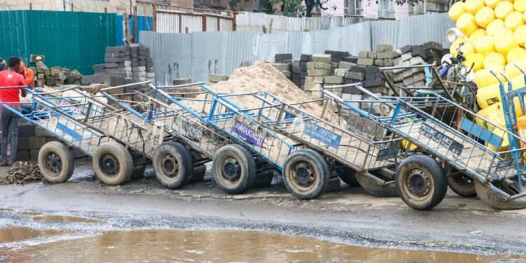 Nairobi County to introduce number plates for wheelbarrows, mkokoteni in the City