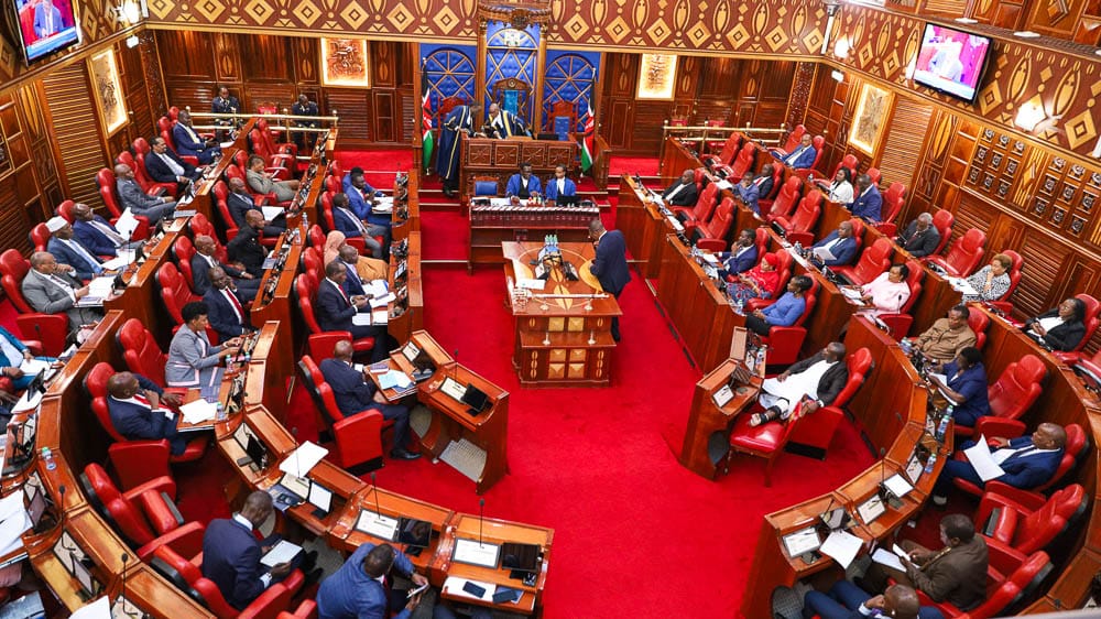 Senator Donates Salary to Support The Needy During Christmas